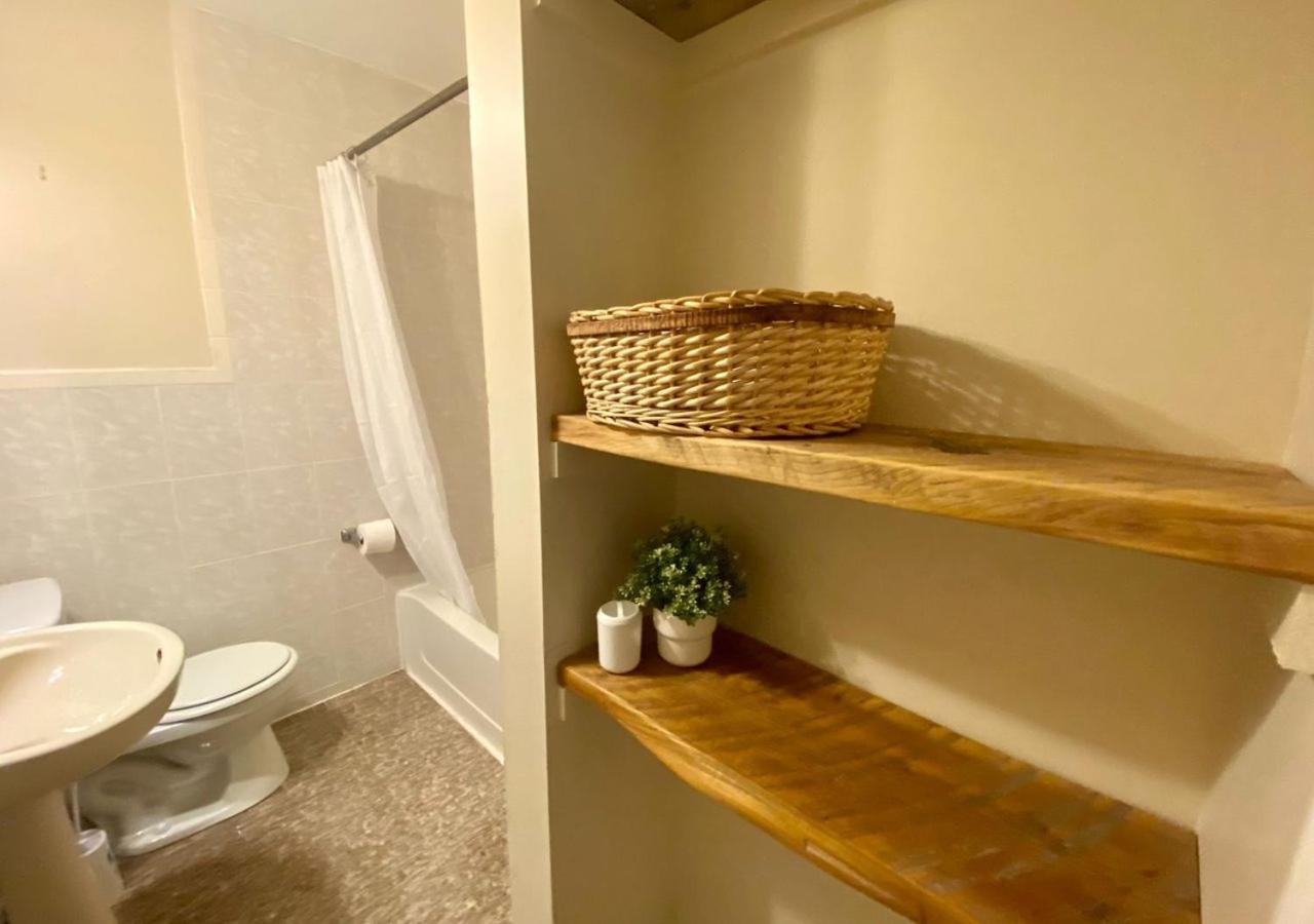 Historic Townhouse Oasis With En-Suite Bathroom ฟิลาเดลเฟีย ห้อง รูปภาพ