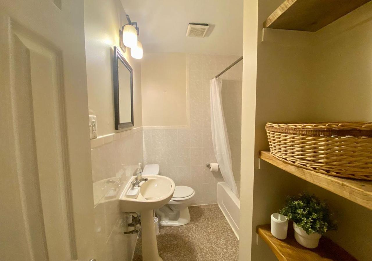 Historic Townhouse Oasis With En-Suite Bathroom ฟิลาเดลเฟีย ห้อง รูปภาพ