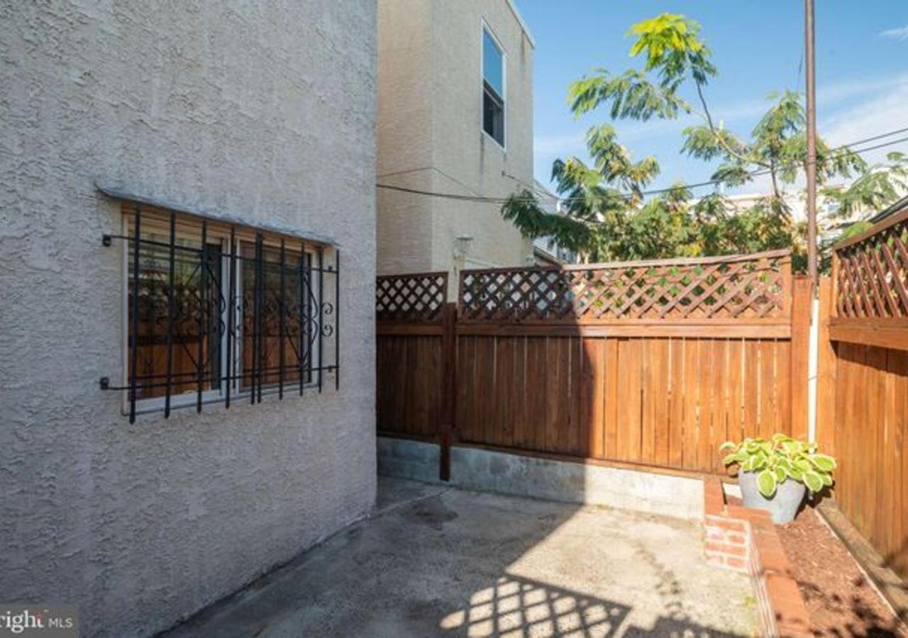 Historic Townhouse Oasis With En-Suite Bathroom ฟิลาเดลเฟีย ภายนอก รูปภาพ