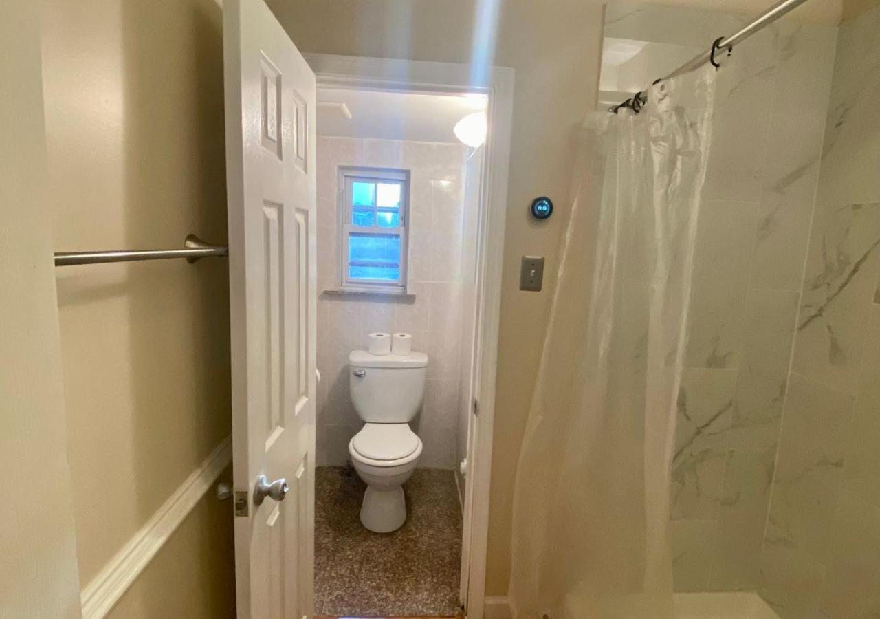 Historic Townhouse Oasis With En-Suite Bathroom ฟิลาเดลเฟีย ห้อง รูปภาพ