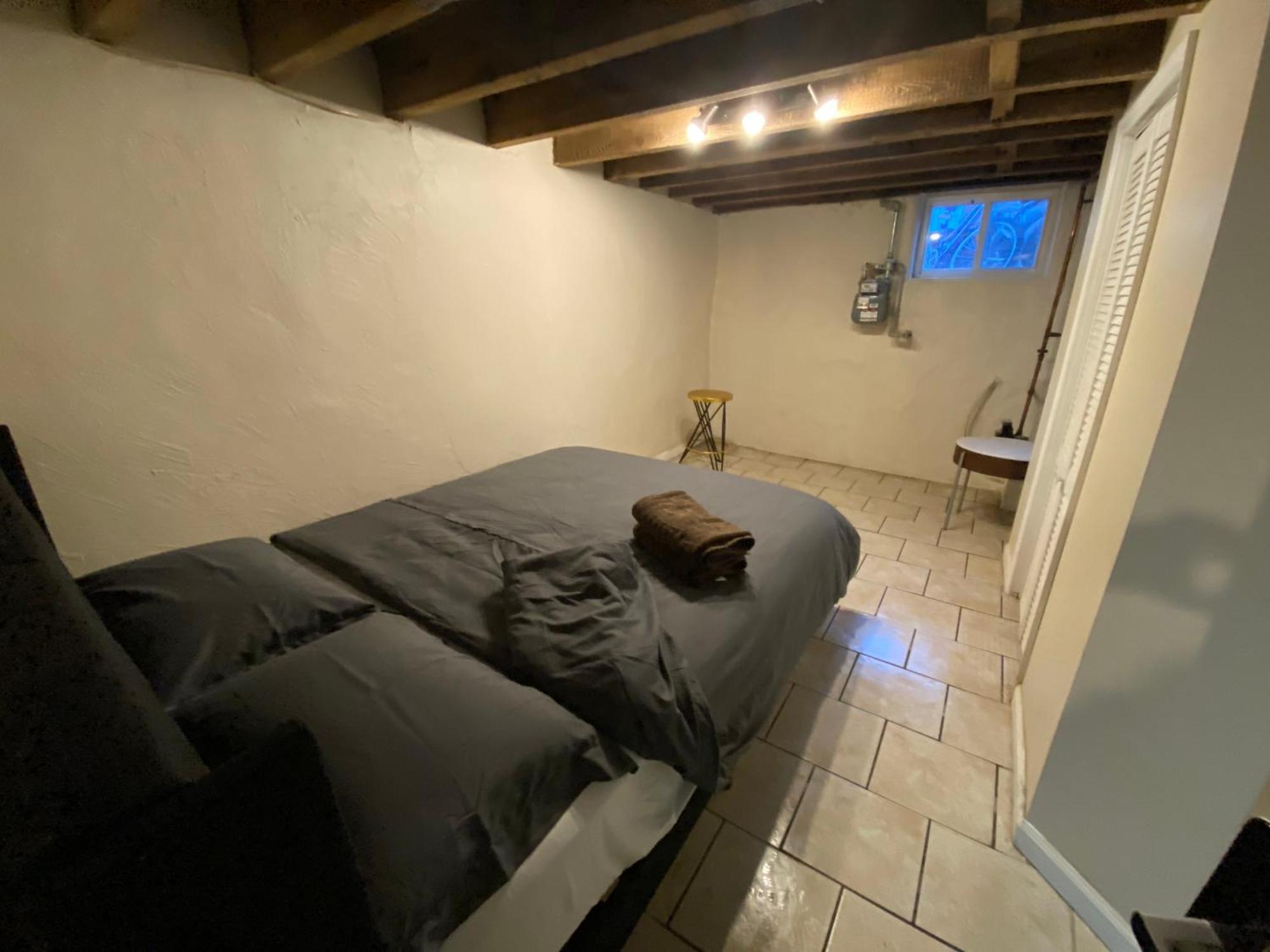 Historic Townhouse Oasis With En-Suite Bathroom ฟิลาเดลเฟีย ห้อง รูปภาพ