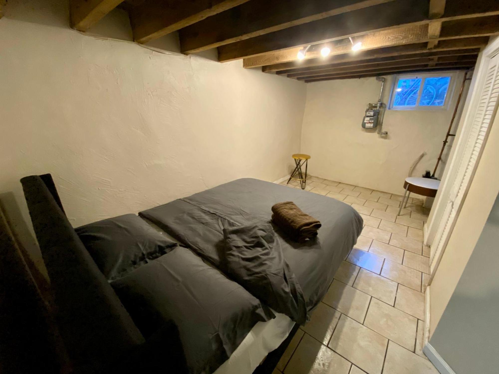 Historic Townhouse Oasis With En-Suite Bathroom ฟิลาเดลเฟีย ห้อง รูปภาพ