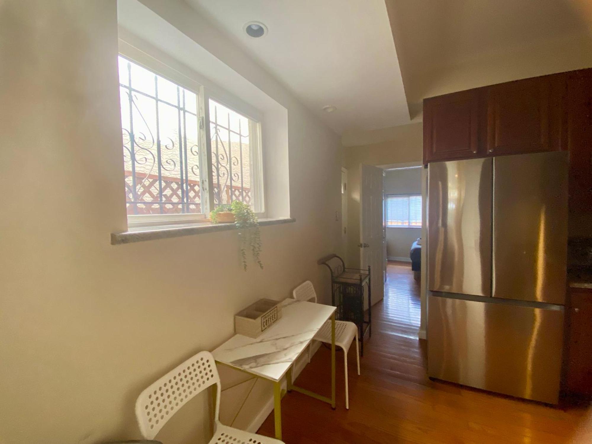 Historic Townhouse Oasis With En-Suite Bathroom ฟิลาเดลเฟีย ภายนอก รูปภาพ