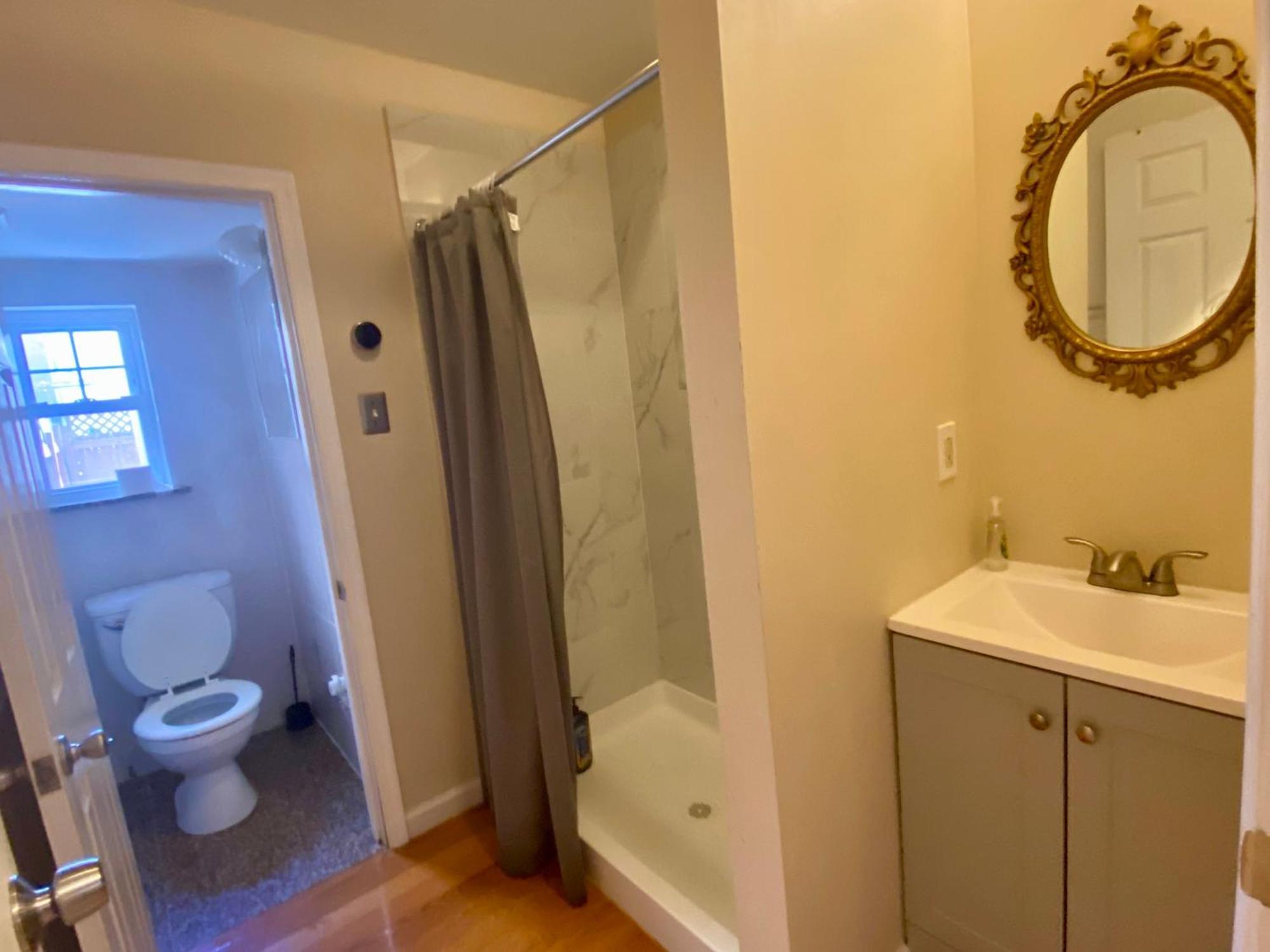 Historic Townhouse Oasis With En-Suite Bathroom ฟิลาเดลเฟีย ห้อง รูปภาพ